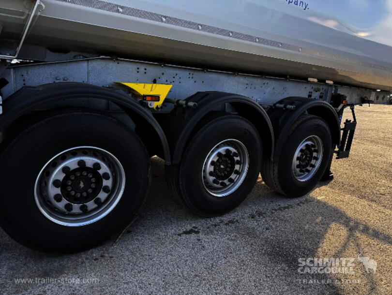 Schmitz Cargobull - stalen halfpipe Kipper (6)