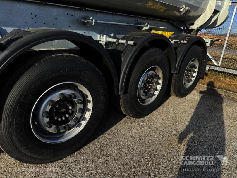Schmitz Cargobull - stalen halfpipe Kipper (7)