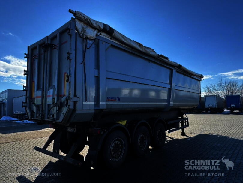 Schmitz Cargobull - stalen halfpipe Kipper (2)