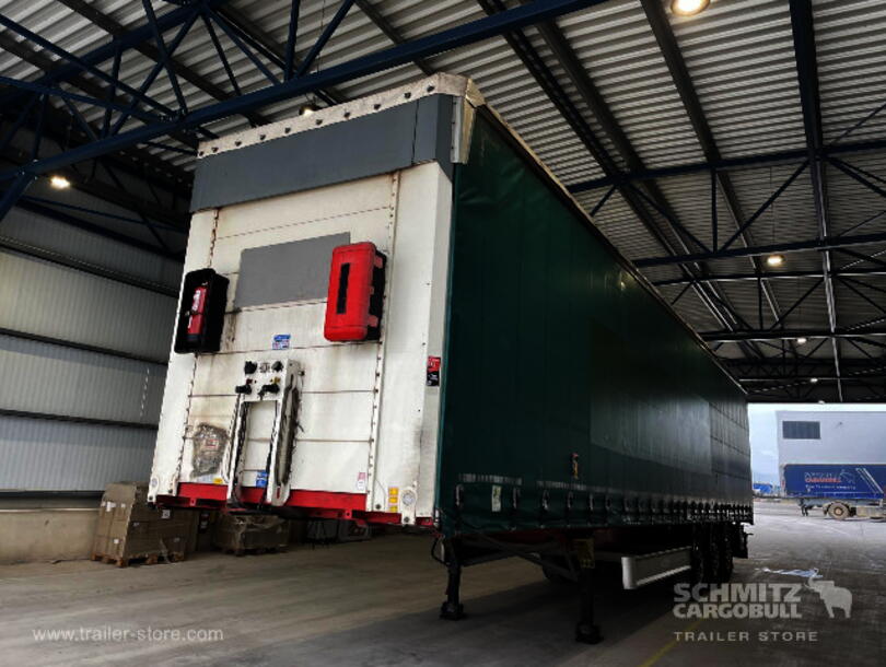 Fliegl - Standard Curtainsider (3)