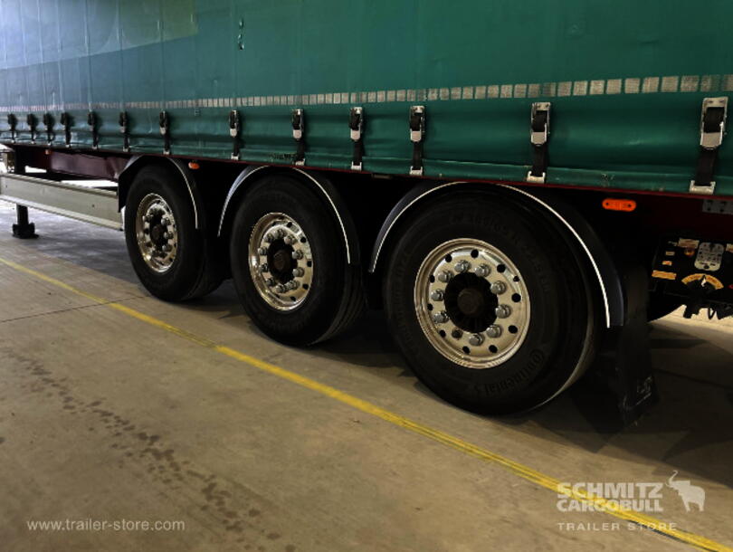 Fliegl - Standard Curtainsider (8)