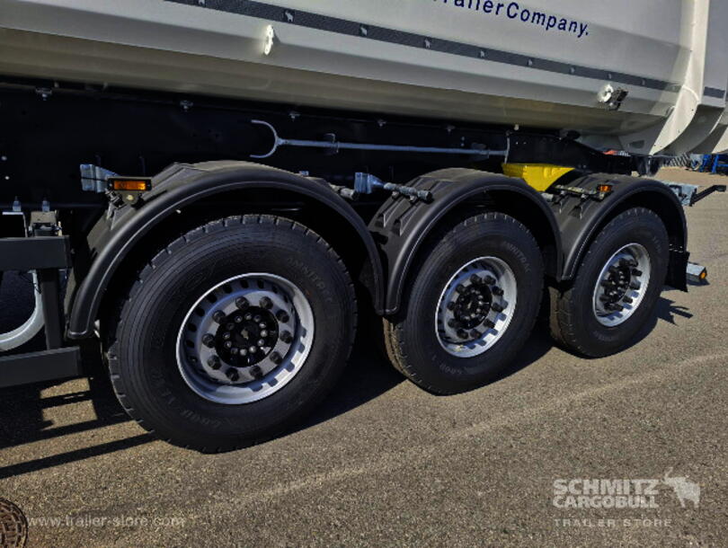 Schmitz Cargobull - stalen halfpipe Kipper (6)