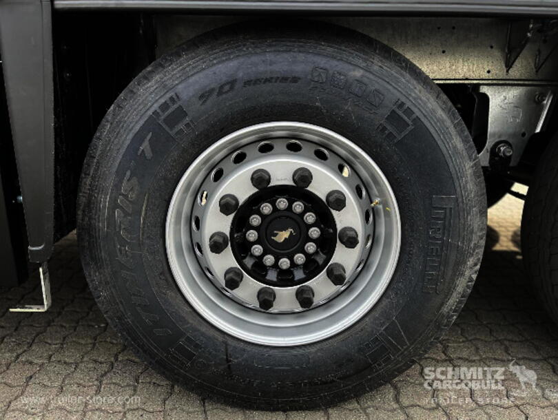 Schmitz Cargobull - Reefer multitemp Insulated/refrigerated box (19)