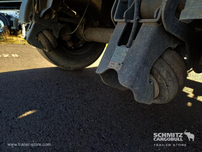 Schmitz Cargobull - stalen halfpipe Kipper (10)
