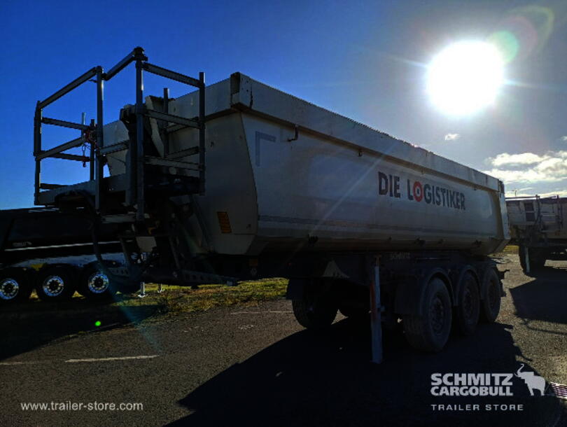 Schmitz Cargobull - stalen halfpipe Kipper (3)