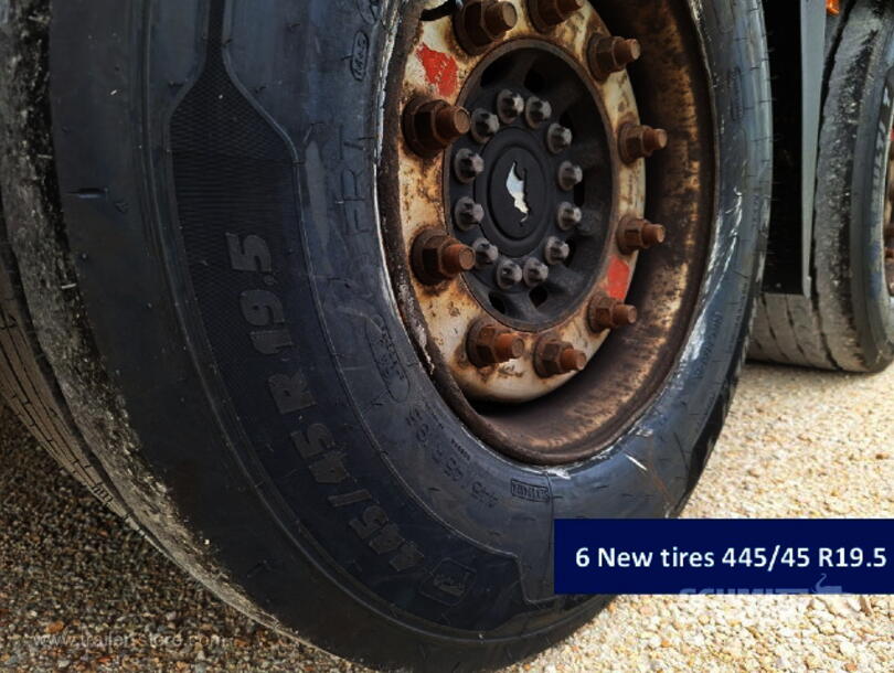 Schmitz Cargobull - Lona para empurrar Mega (5)