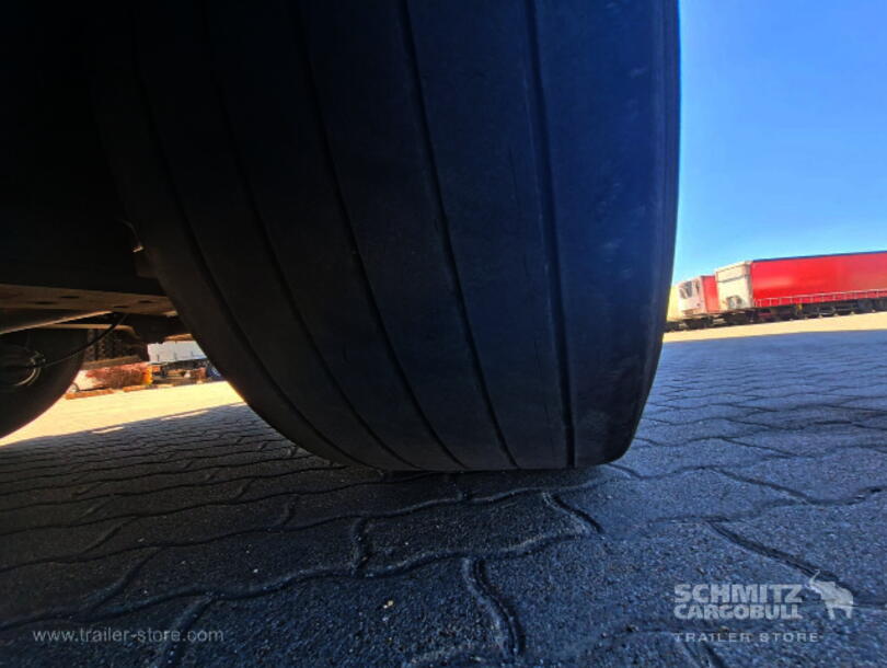 Schmitz Cargobull - Mega Curtainsider (13)