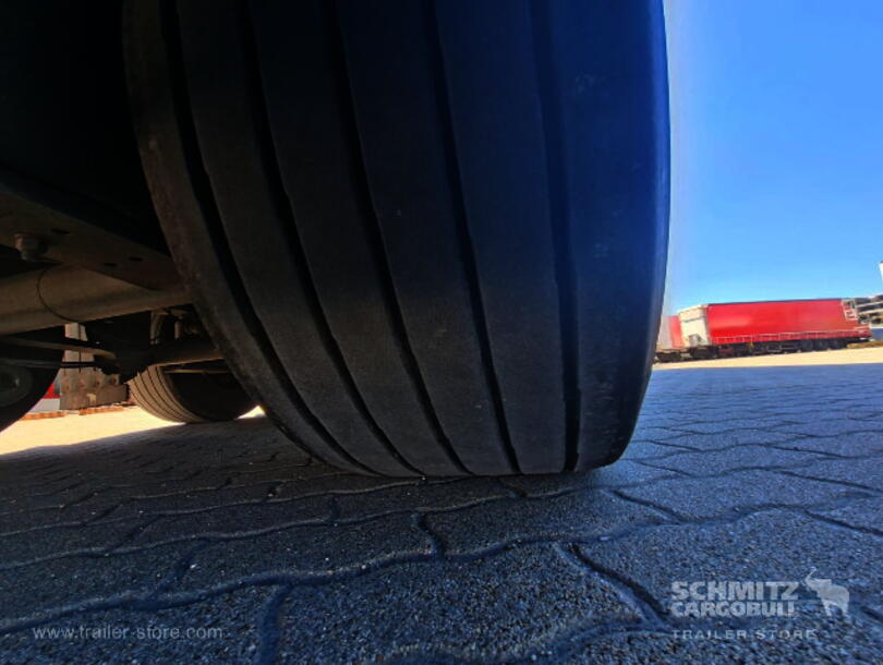 Schmitz Cargobull - Mega Curtainsider (11)