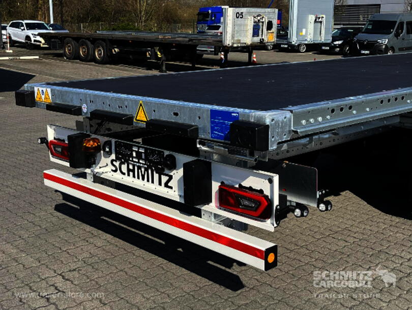 Schmitz Cargobull - Plataforma Padrão (12)