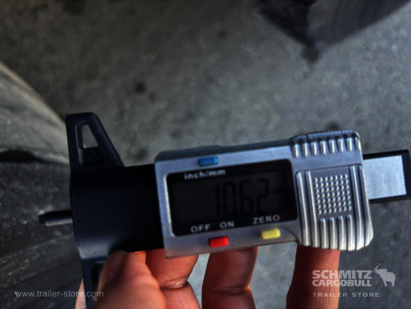 Schmitz Cargobull - Lona para empurrar Padrão (9)