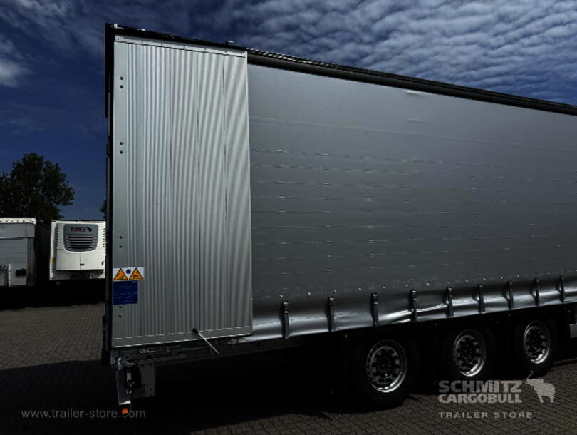 Schmitz Cargobull - Rideaux Coulissant Mega (8)