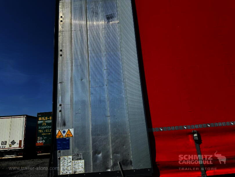 Schmitz Cargobull - Mega Curtainsider (12)