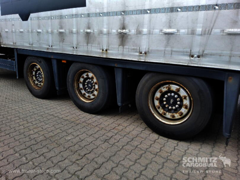 Schmitz Cargobull - Mega Curtainsider (8)