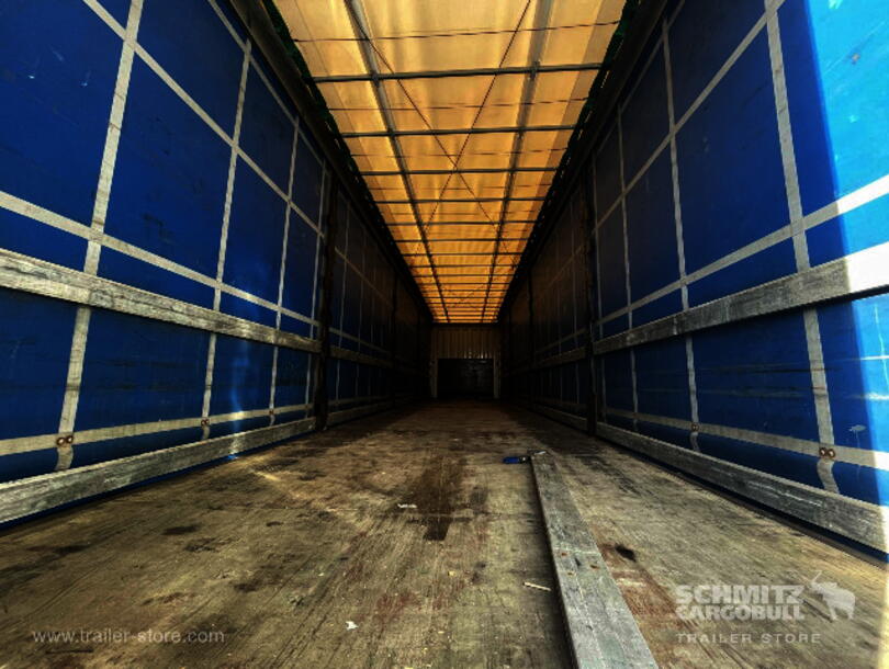 Krone - Standard Curtainsider (2)