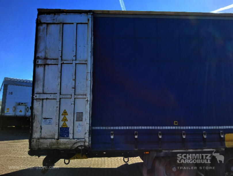Krone - Mega Curtainsider (6)
