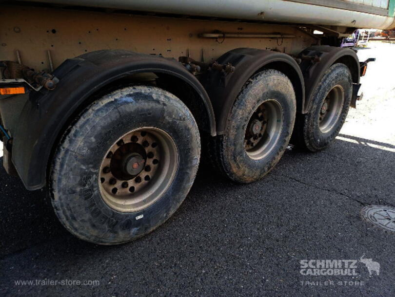 Schmitz Cargobull - Bena basculabila dreapta din aluminiu Autobasculantă (9)
