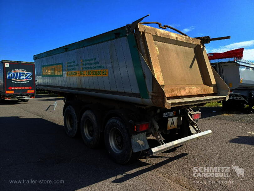 Schmitz Cargobull - Bena basculabila dreapta din aluminiu Autobasculantă (1)