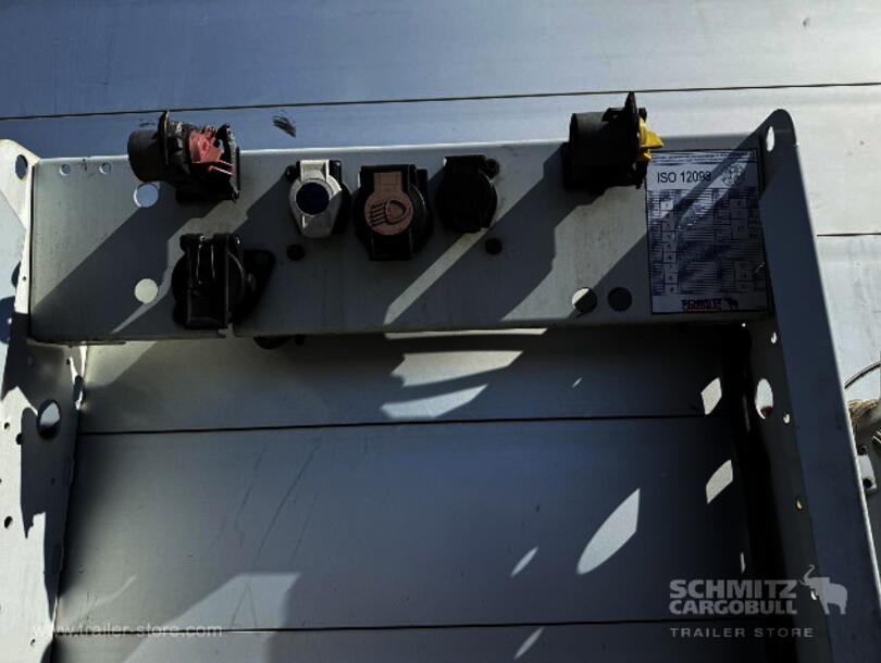 Schmitz Cargobull - Standard Curtainsider (20)