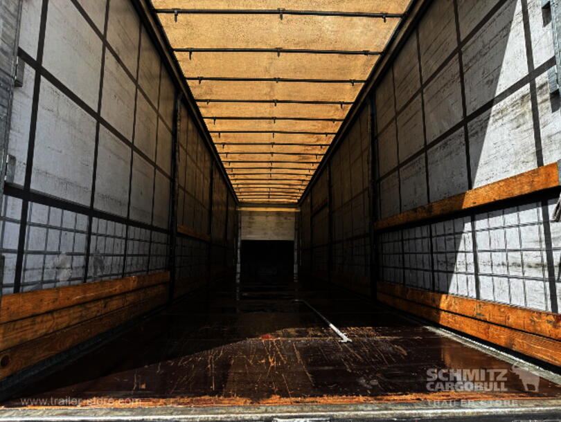 Schmitz Cargobull - Standard Curtainsider (7)