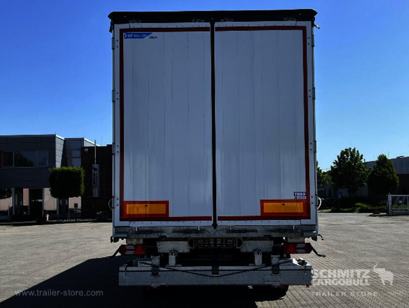  - Standard Curtainsider (11)