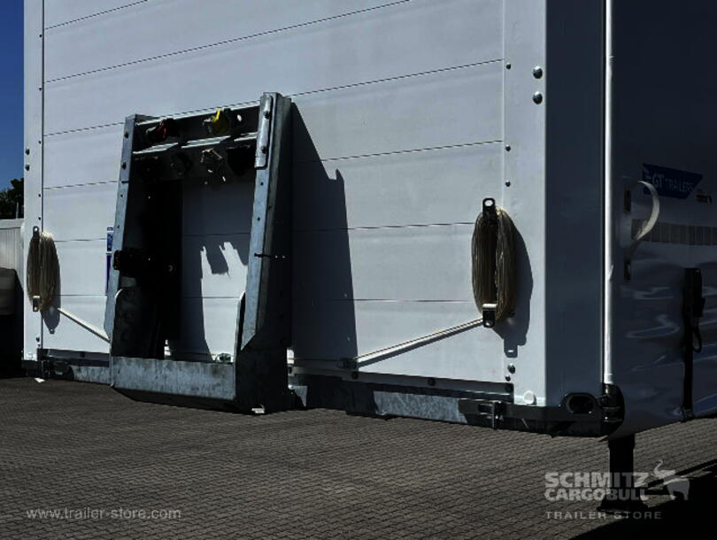  - Standard Curtainsider (3)