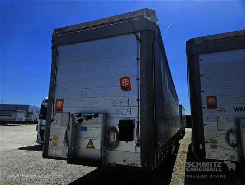 Schmitz Cargobull - Lona para empurrar Mega