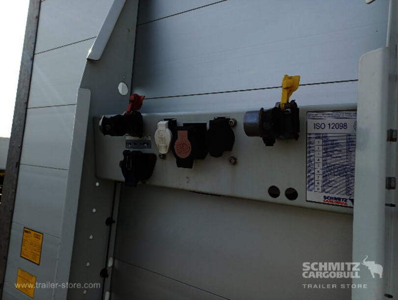 Schmitz Cargobull - Mega Curtainsider (9)