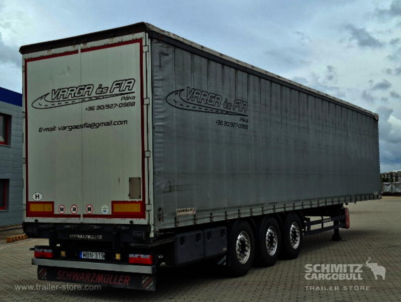 Schwarzmüller - Standard Curtainsider (3)