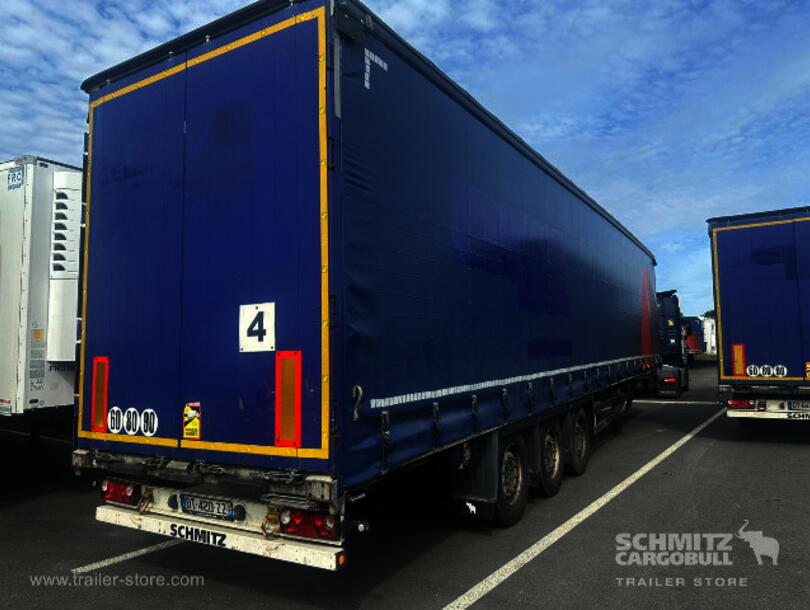 Schmitz Cargobull - Rideaux Coulissant Mega (1)