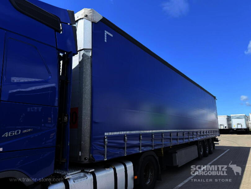 Schmitz Cargobull - Rideaux Coulissant Standard (2)