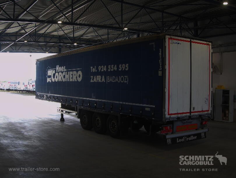 Leci Trailer - Standard Curtainsider (1)
