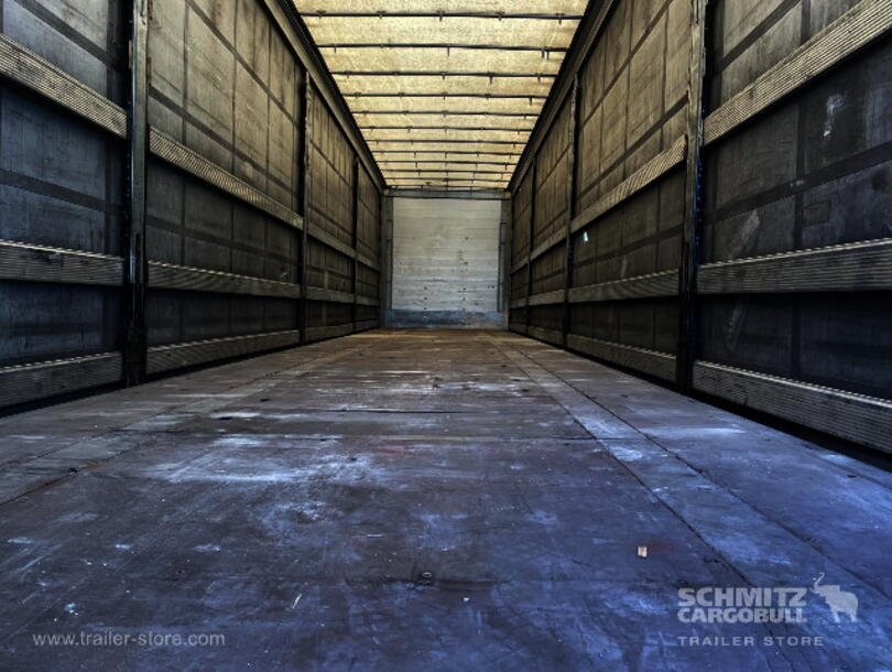 Schmitz Cargobull - coil Curtainsider (2)