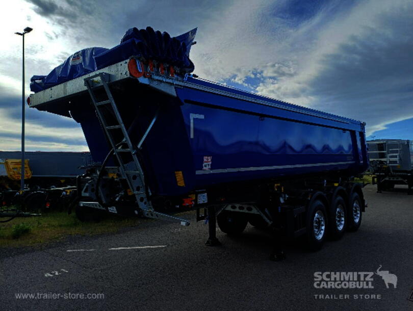 Schmitz Cargobull - steel half pipe body Tipper (3)