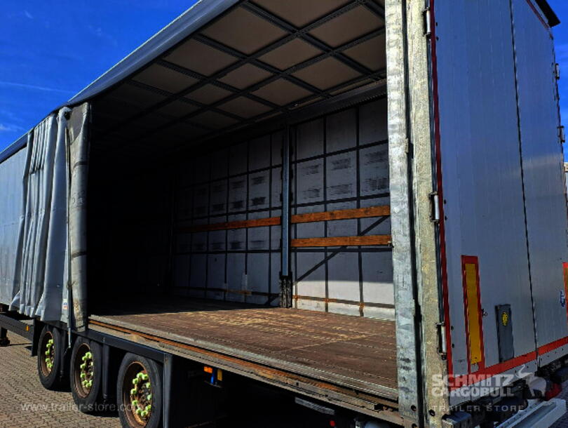 Schmitz Cargobull - Mega Curtainsider (12)
