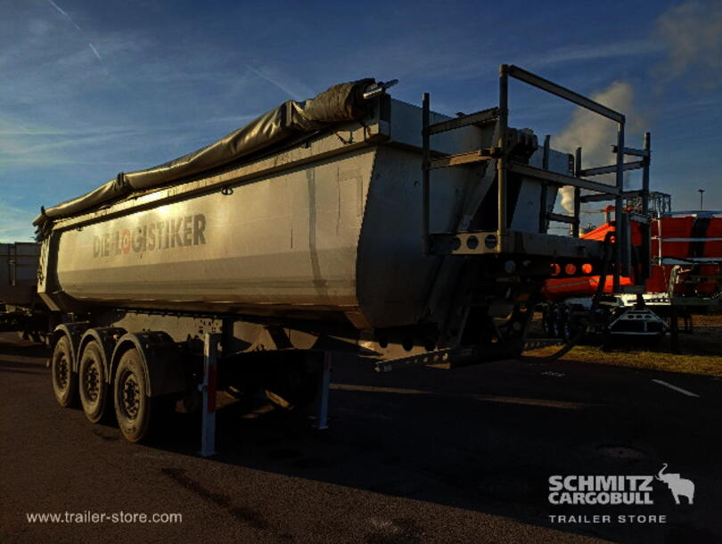 Schmitz Cargobull - steel half pipe body Tipper