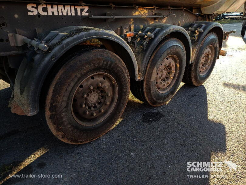 Schmitz Cargobull - steel half pipe body Tipper (9)