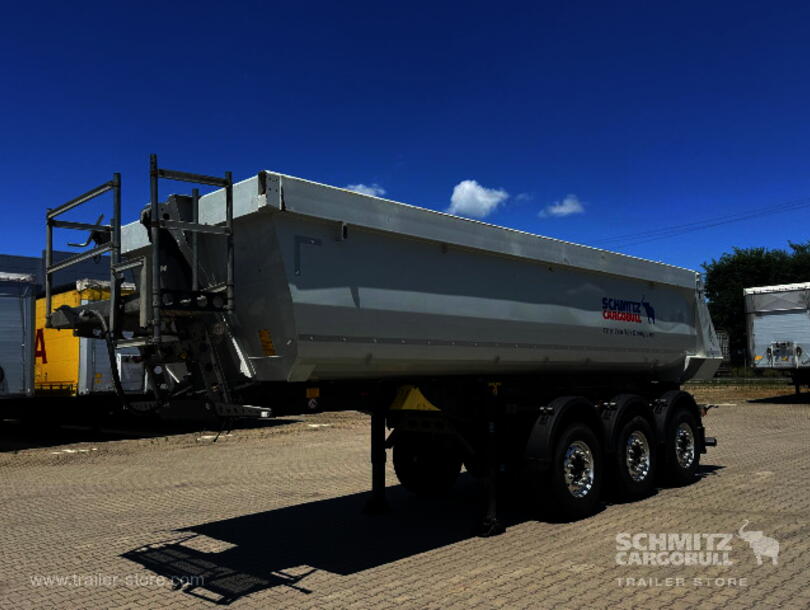 Schmitz Cargobull - Camião basculante con caixa de aço arredondada