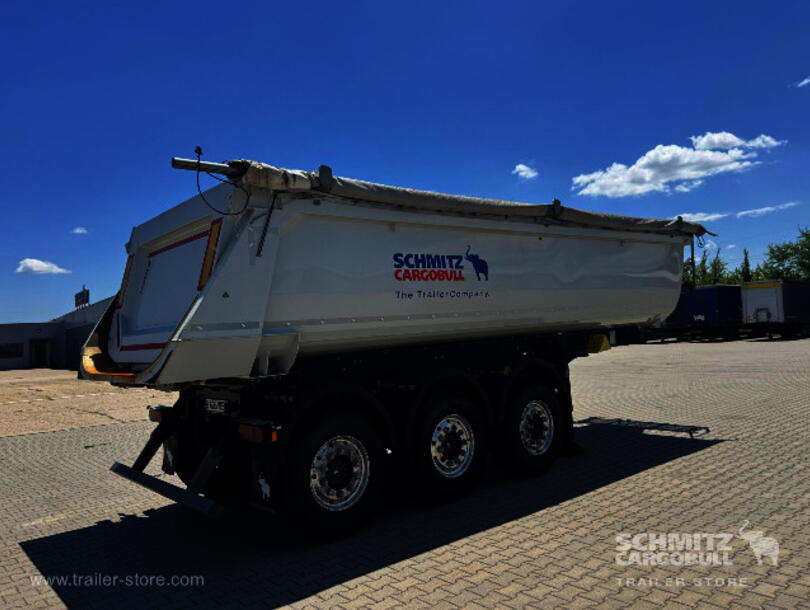 Schmitz Cargobull - Camião basculante con caixa de aço arredondada (2)