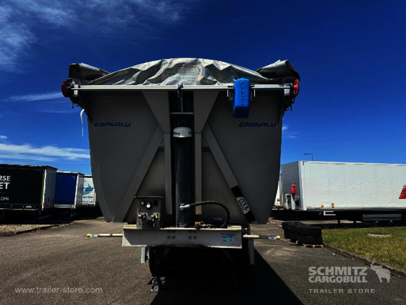  - steel half pipe body Tipper (3)