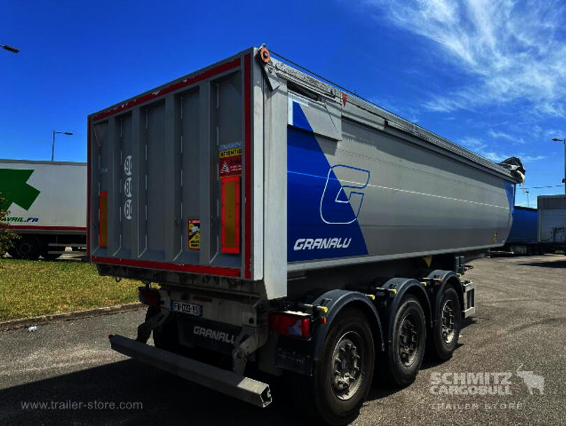  - steel half pipe body Tipper (6)