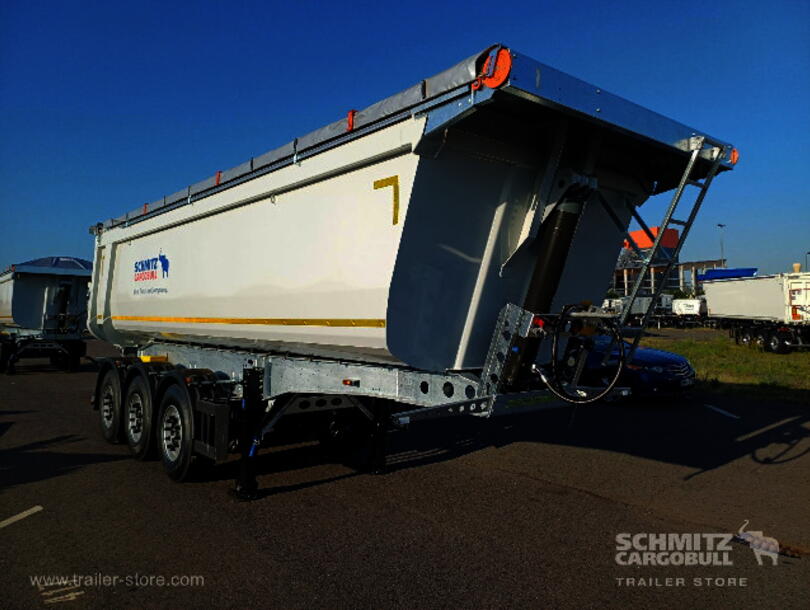 Schmitz Cargobull - Kipper Stahlrundmulde
