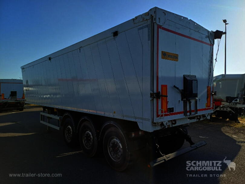 Wielton - alu-square sided body Tipper (1)