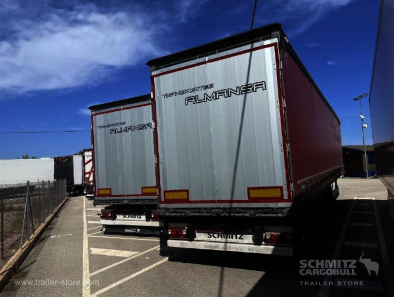 Schmitz Cargobull - Standard Curtainsider (1)