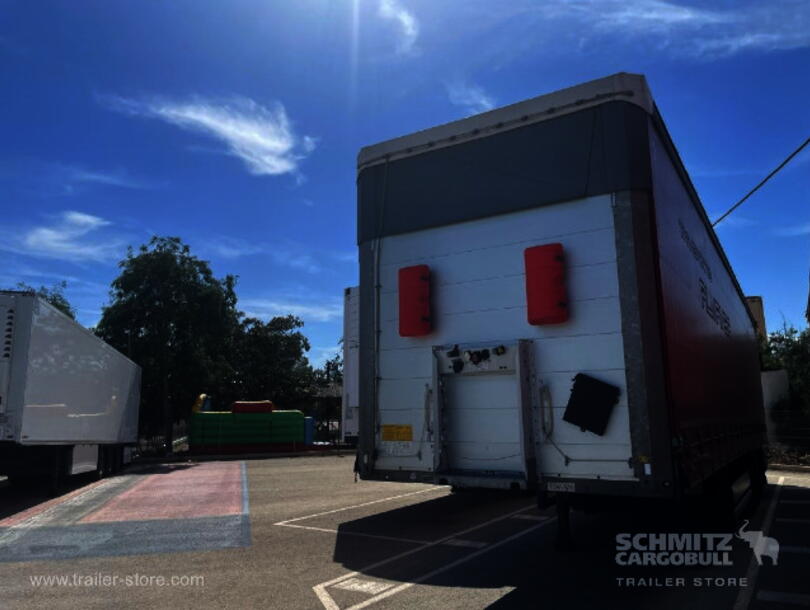 Schmitz Cargobull - Standard Curtainsider (6)