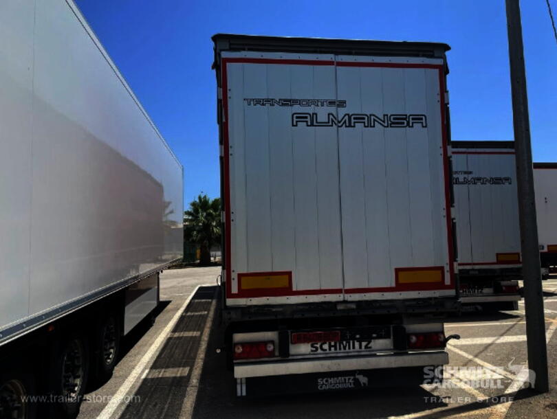 Schmitz Cargobull - Standard Curtainsider (4)