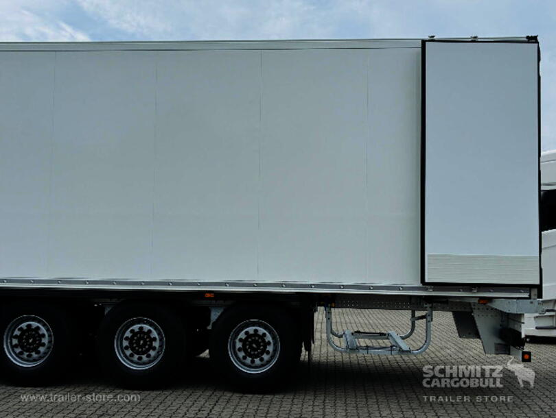 Schmitz Cargobull - низкотемпературный рефрижератор Cтандарт Изо/термо кузов (13)