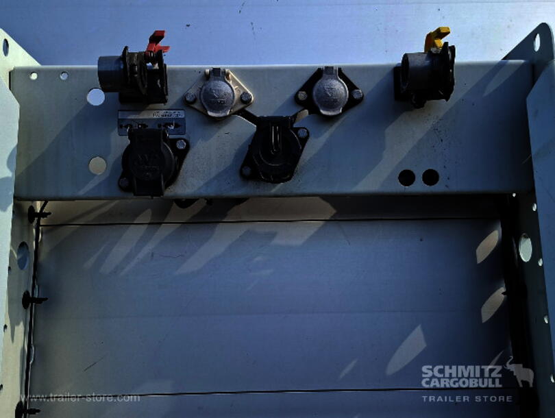 Schmitz Cargobull - Standard Curtainsider (13)