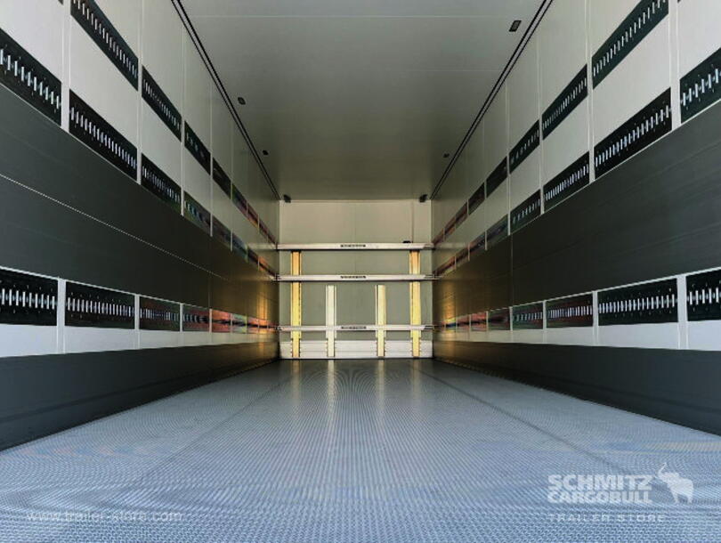 Schmitz Cargobull - Reefer Standard Insulated/refrigerated box (1)