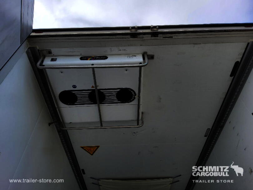 Schmitz Cargobull - Reefer multitemp Insulated/refrigerated box (15)
