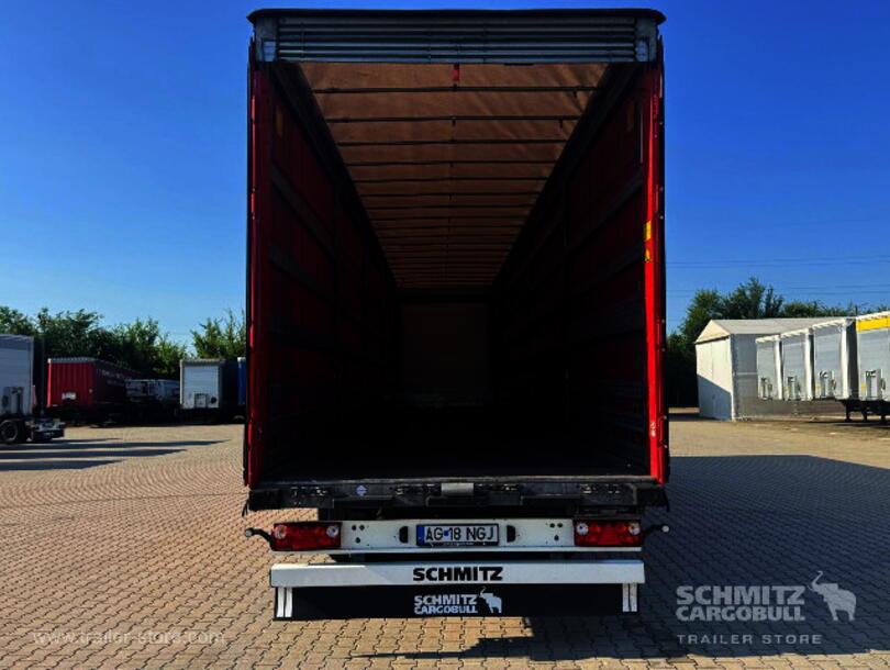 Schmitz Cargobull - Mega Curtainsider (4)